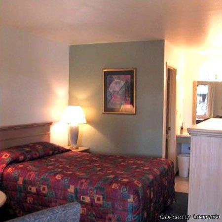 Kelseyville Motel Δωμάτιο φωτογραφία